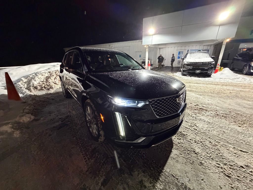 Used 2020 Cadillac XT6 Premium Luxury image 7