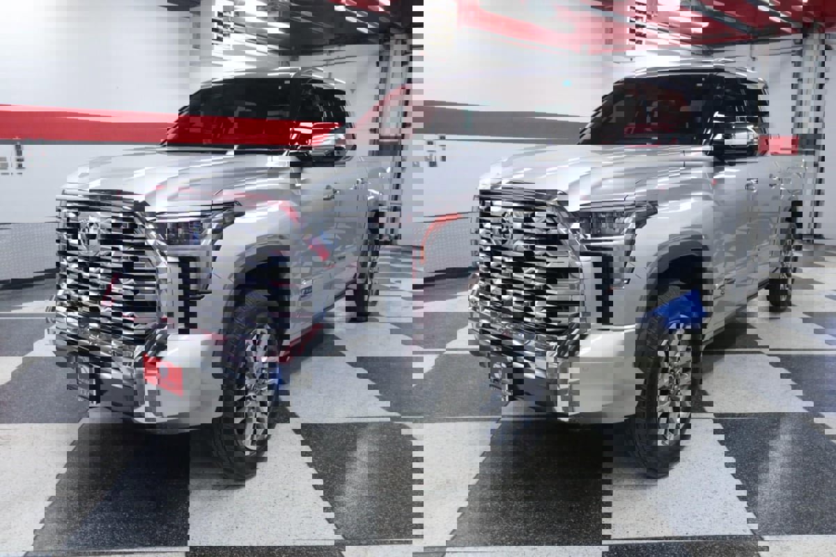 Used 2023 Toyota Tundra 1794 Edition image 5