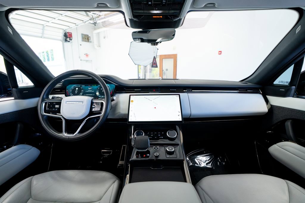 Used 2023 Land Rover Range Rover Sport SE image 53
