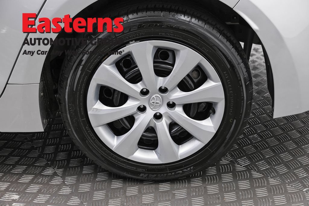 Used 2024 Toyota Corolla LE FWD image 33