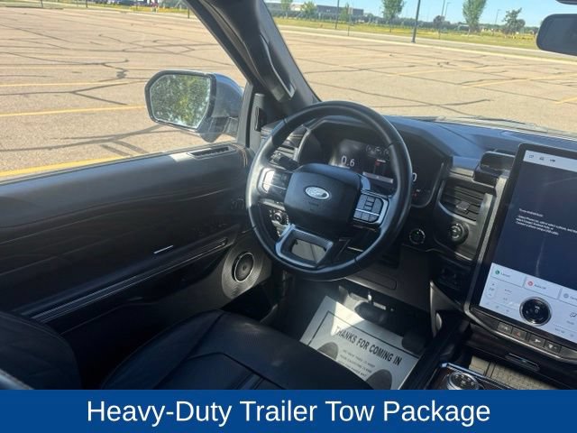 Used 2024 Ford Expedition Max Platinum AWD/4WD image 15