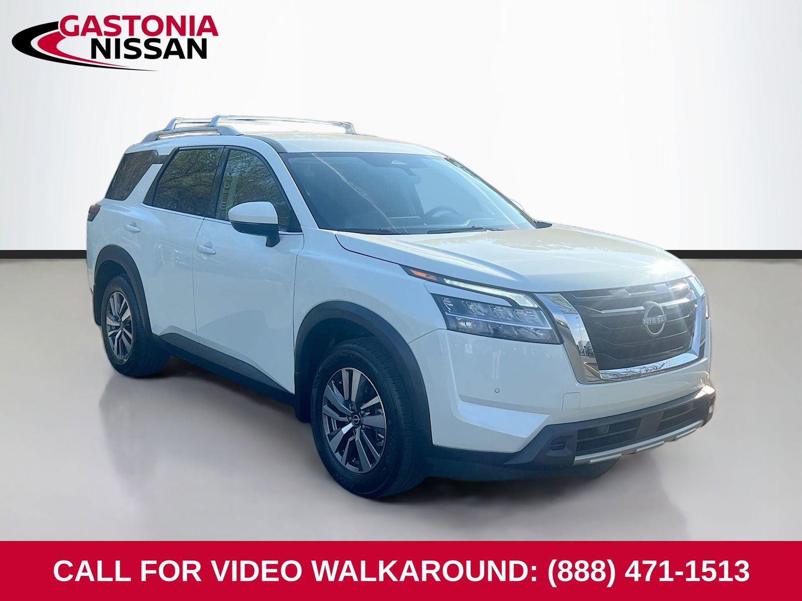 Used 2024 Nissan Pathfinder SL w/ Cargo Package