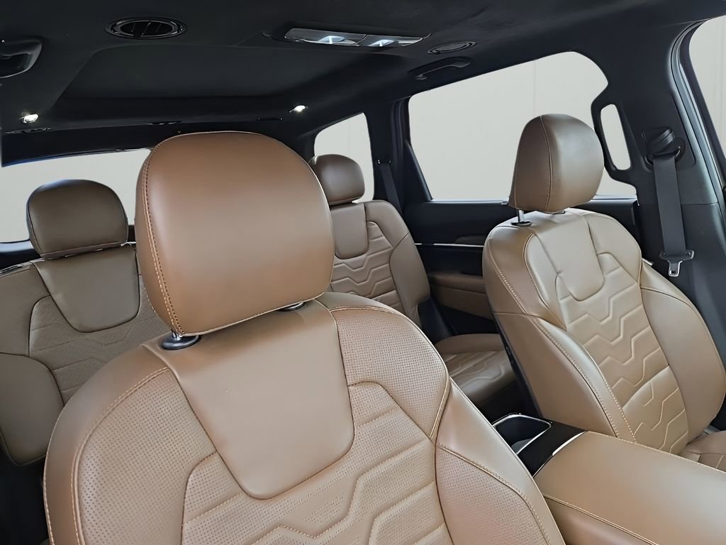 Used 2021 Kia Telluride SX w/ SX Prestige Package AWD/4WD image 20