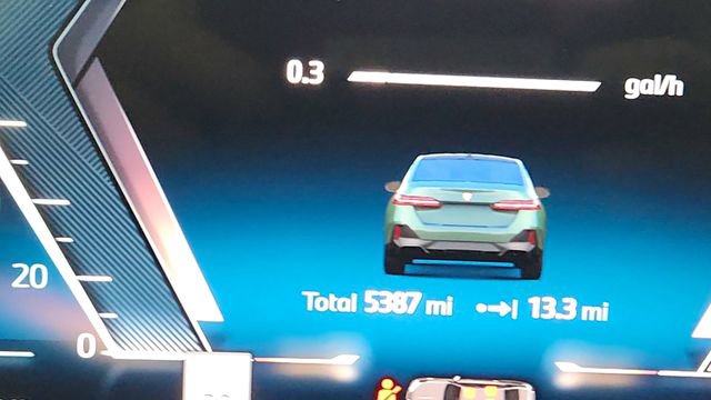 Used 2024 BMW 530i image 40