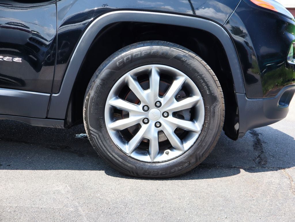 Used 2018 Jeep Cherokee Limited AWD/4WD image 66