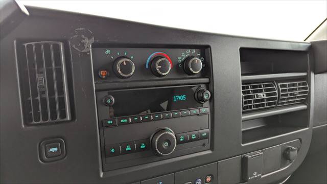 Used 2023 Chevrolet Express 3500 LS RWD image 22