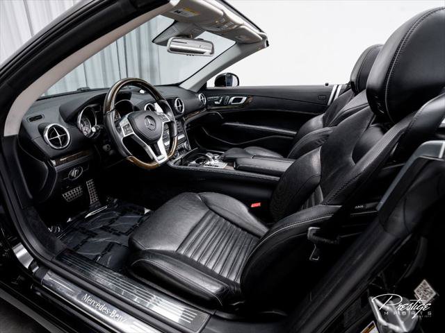 Used 2015 Mercedes-Benz SL 550 image 28