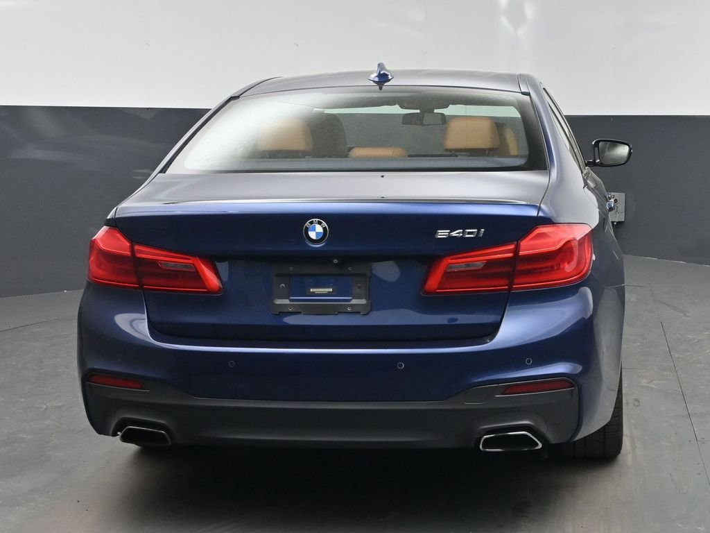 Used 2018 BMW 540i image 11
