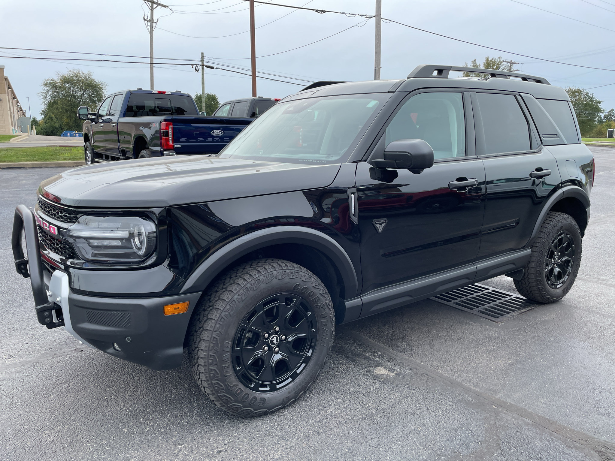 Used 2025 Ford Bronco Sport Badlands w/ Sasquatch Badlands Package AWD/4WD image 4