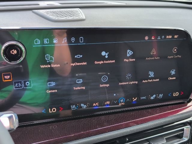 New 2026 Chevrolet Traverse RS w/ LPO, Floor Liner Package image 27