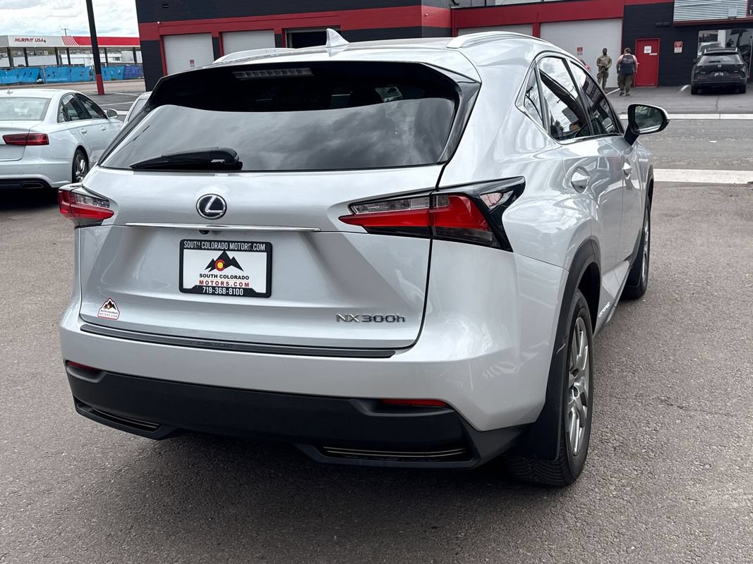 Used 2016 Lexus NX 300h AWD w/ Luxury Package image 7