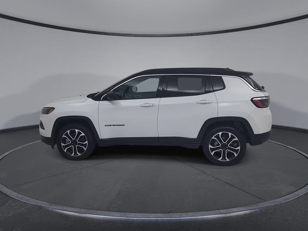 Used 2024 Jeep Compass Limited AWD/4WD image 10