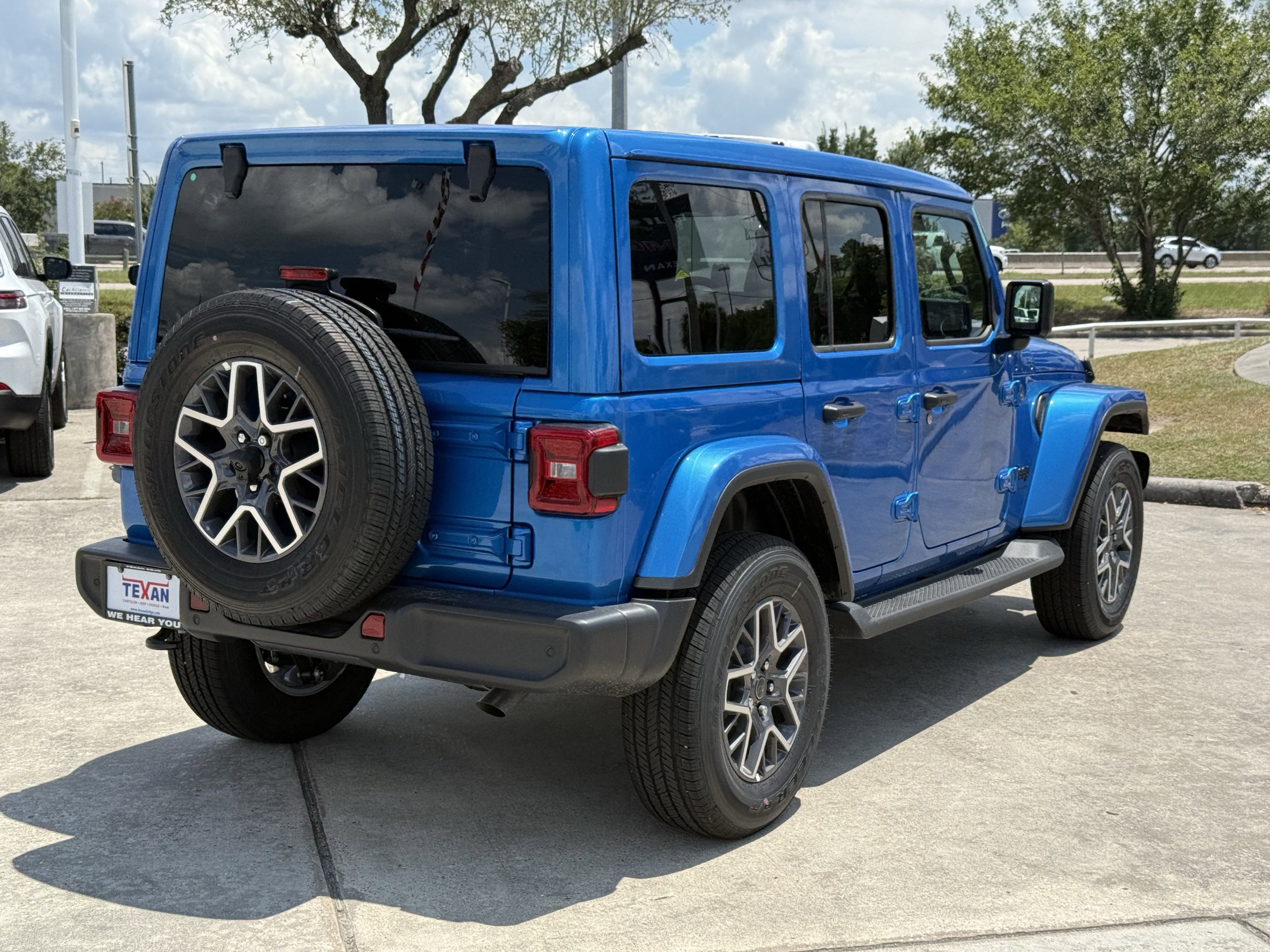 New 2025 Jeep Wrangler Sahara image 5