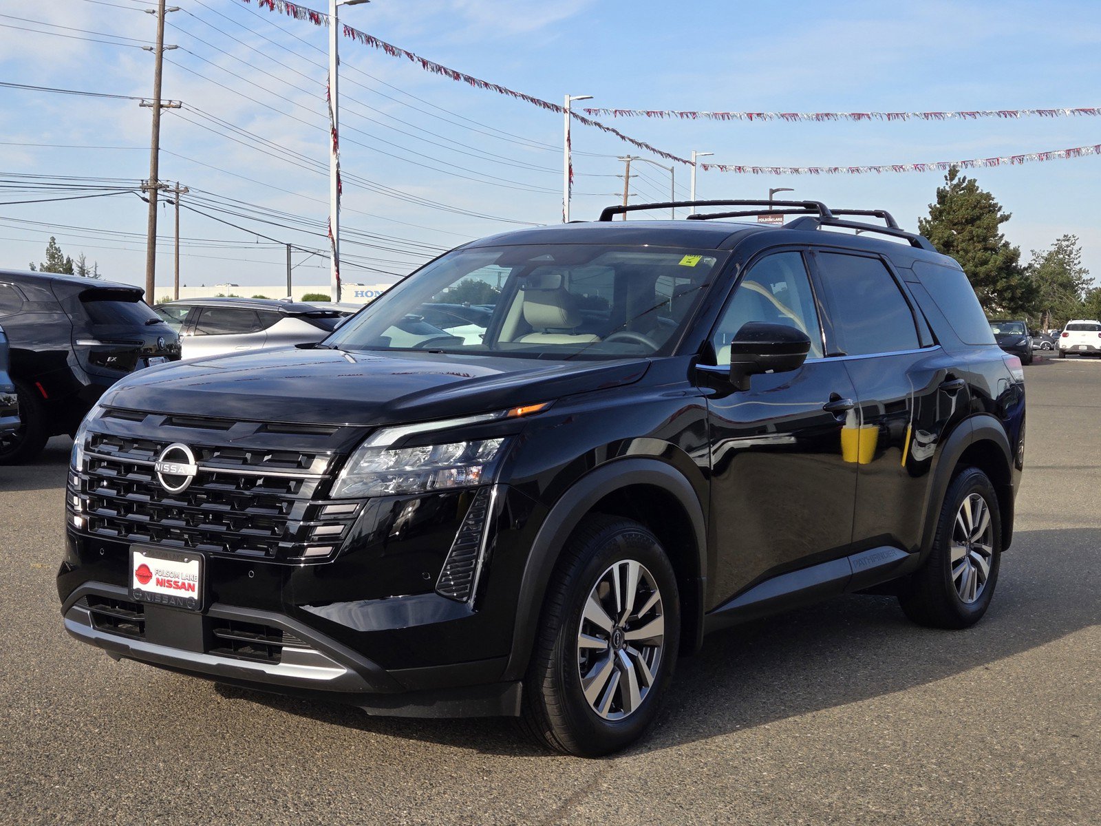 Certified 2026 Nissan Pathfinder SL AWD/4WD image 8
