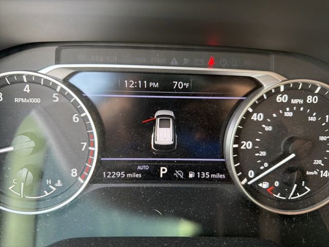 Used 2025 Nissan Pathfinder Rock Creek AWD/4WD image 11