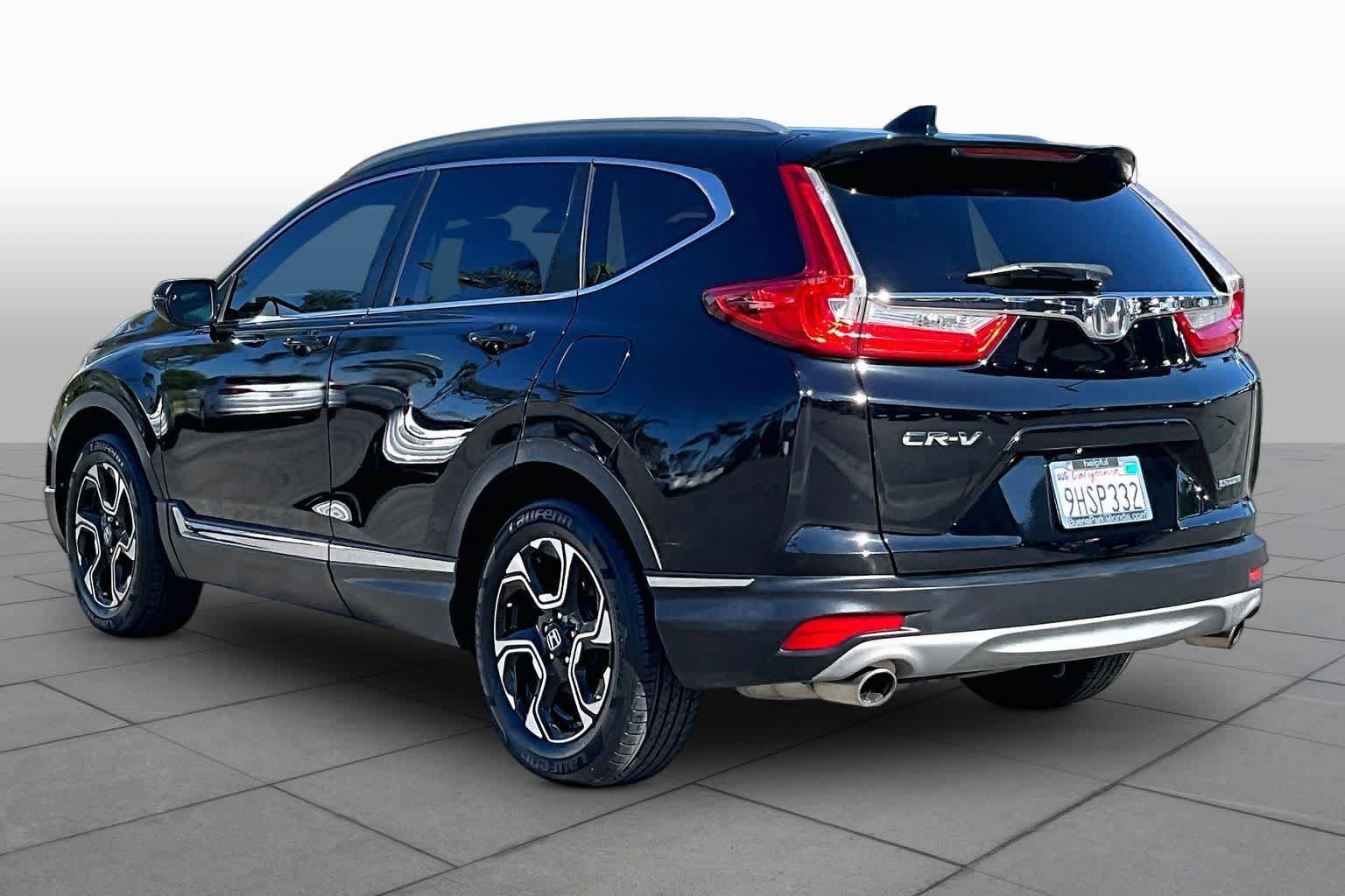 Used 2018 Honda CR-V Touring image 11