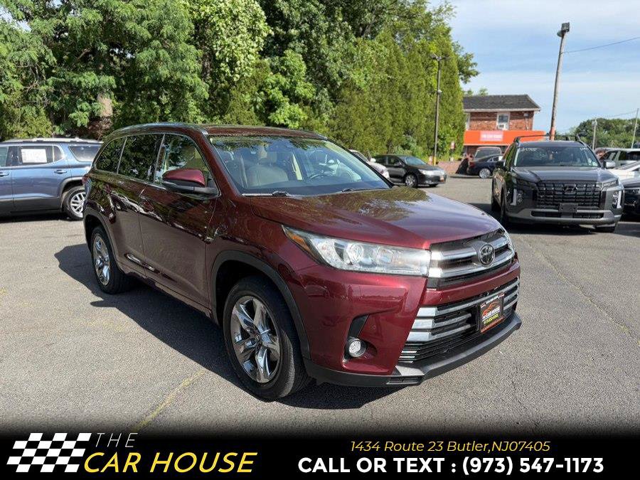 Used 2019 Toyota Highlander Limited Platinum FWD image 11