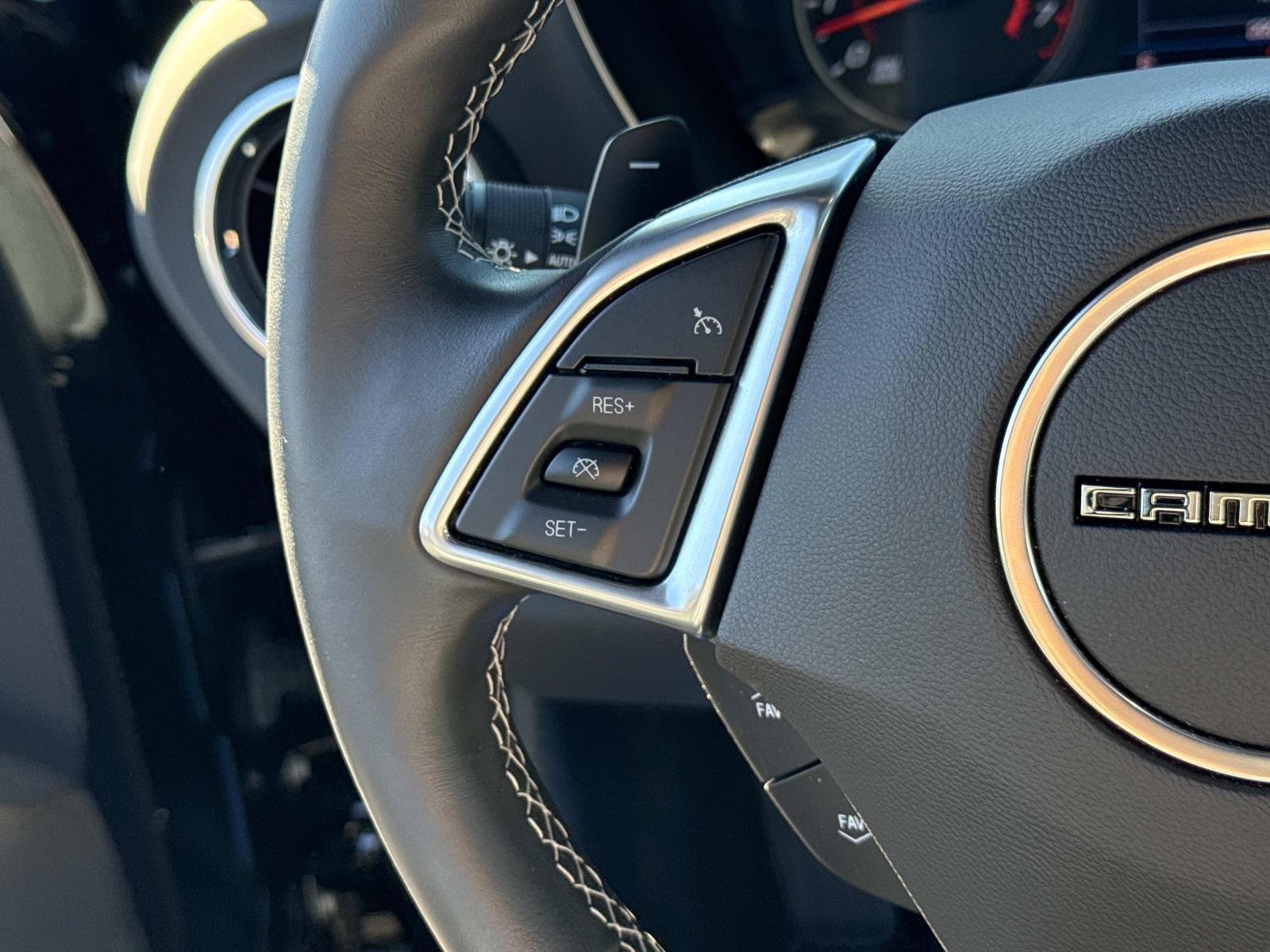 Used 2021 Chevrolet Camaro LT RWD image 11