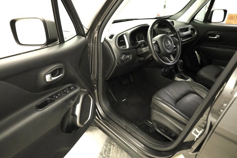 Used 2020 Jeep Renegade Limited image 9