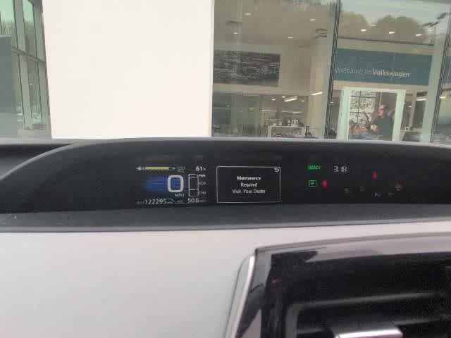 Used 2020 Toyota Prius LE FWD image 15