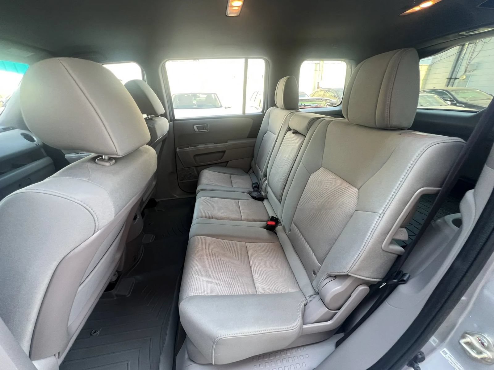 Used 2015 Honda Pilot LX image 26