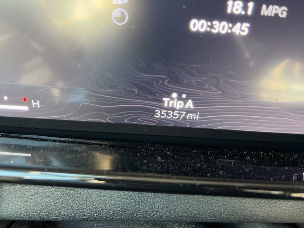 Used 2023 Jeep Wagoneer 4WD w/ Premium Group I image 17