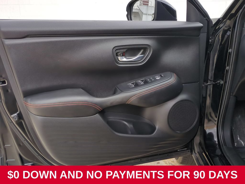 Used 2025 Honda HR-V Sport image 11