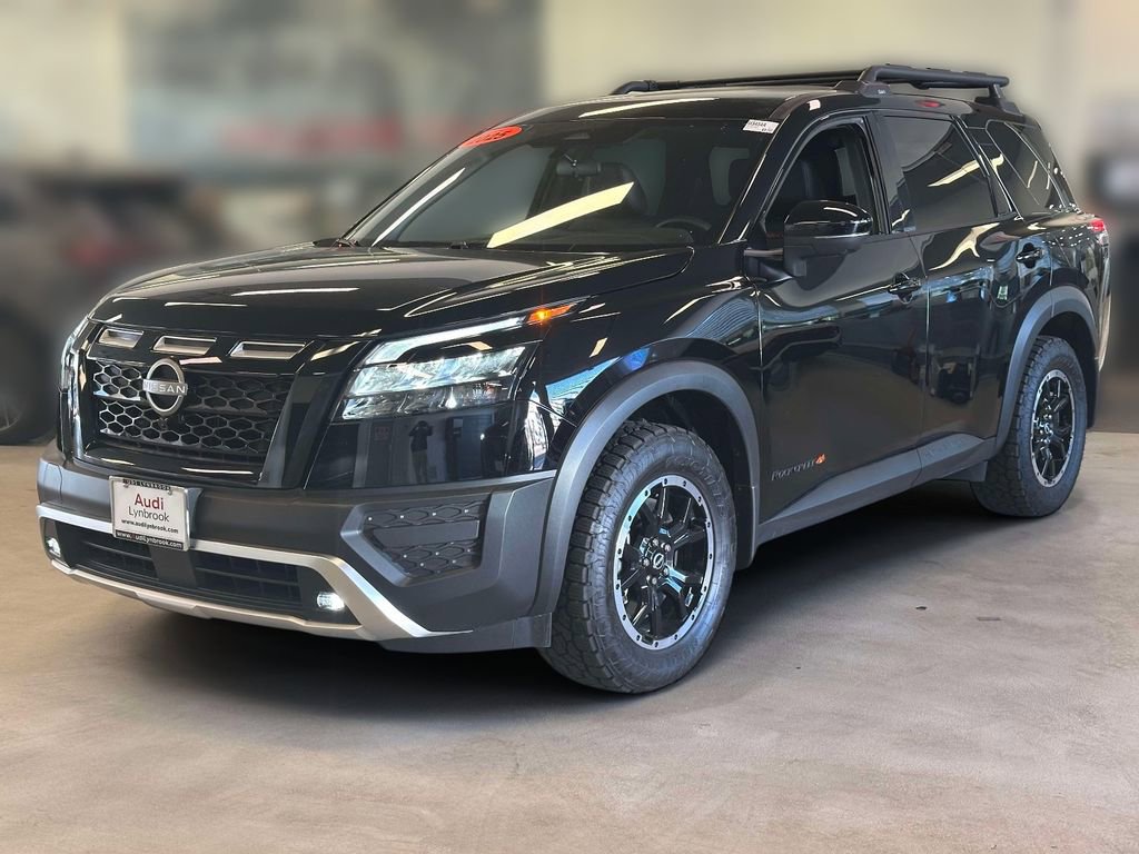 Used 2025 Nissan Pathfinder Rock Creek AWD/4WD image 3