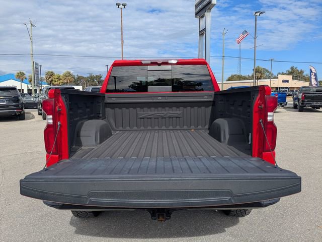 Used 2024 Chevrolet Silverado 1500 ZR2 image 13
