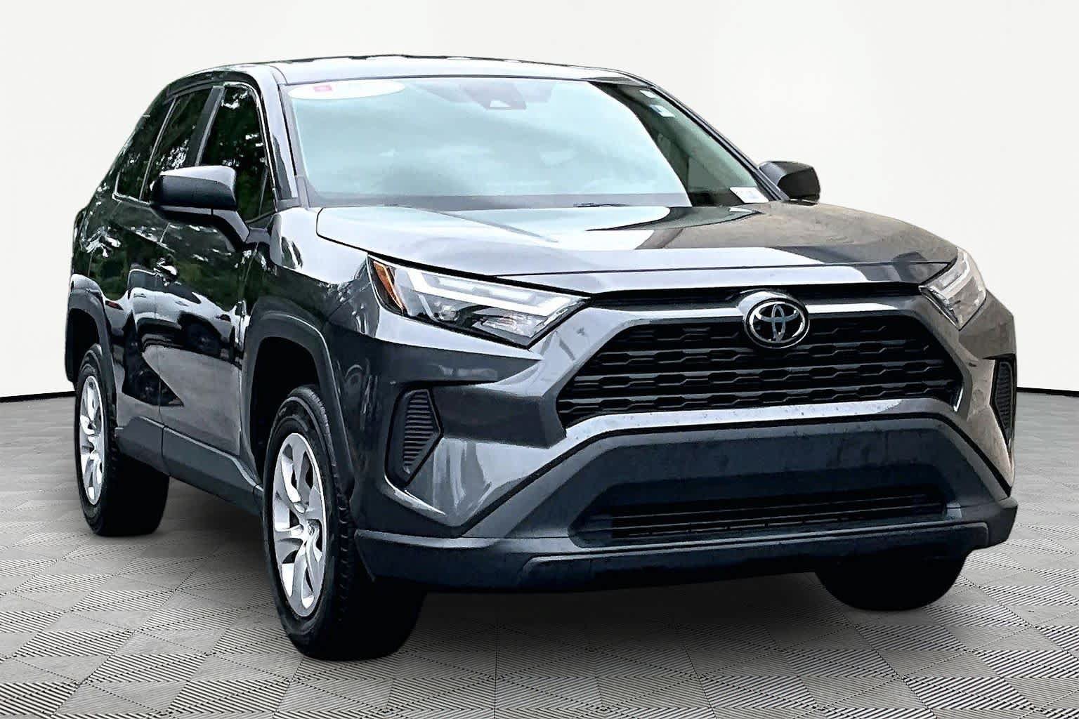 Certified 2023 Toyota RAV4 LE FWD image 3