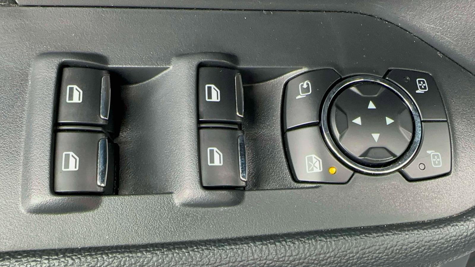 Used 2024 Ford Expedition XLT image 14