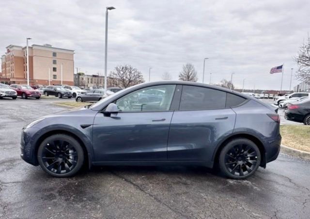Used 2023 Tesla Model Y Long Range image 10