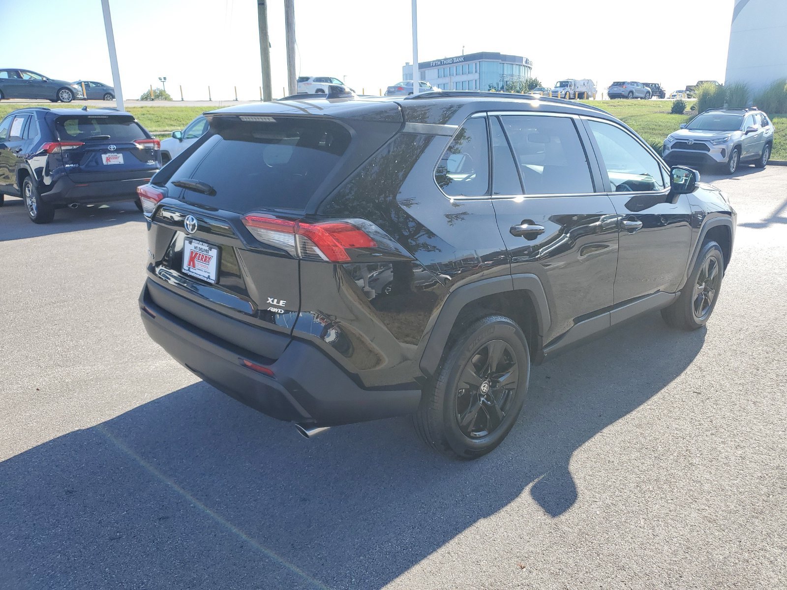 Certified 2025 Toyota RAV4 XLE AWD/4WD image 4