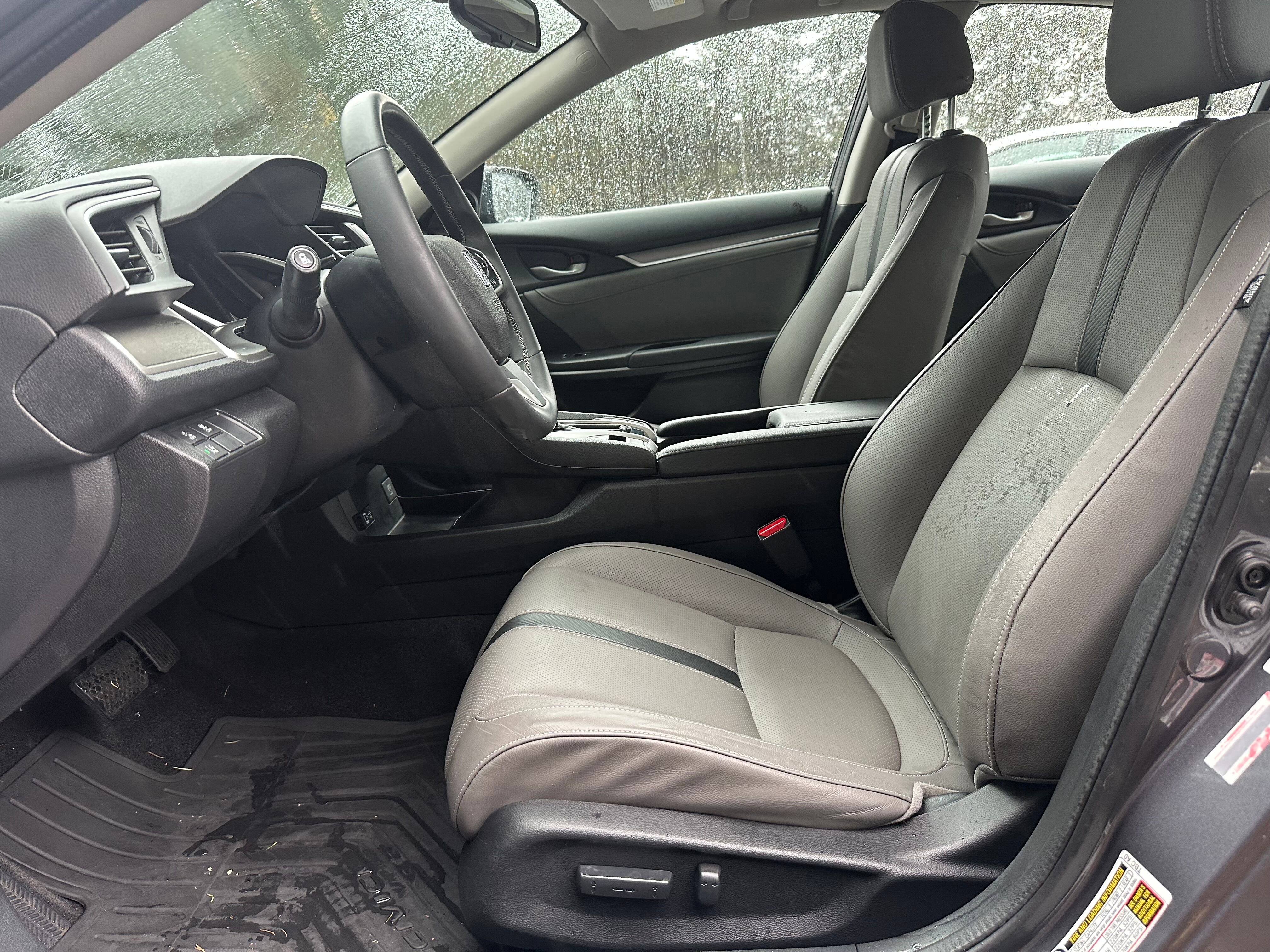 Used 2016 Honda Civic Touring image 19