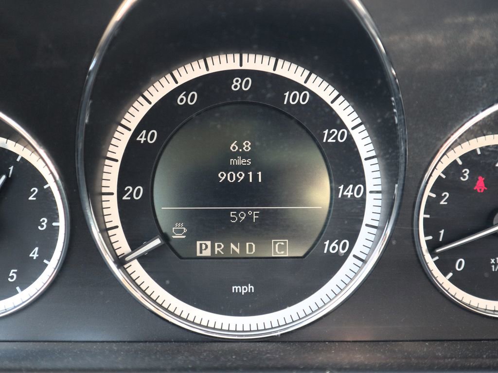 Used 2010 Mercedes-Benz E 350 Coupe image 26