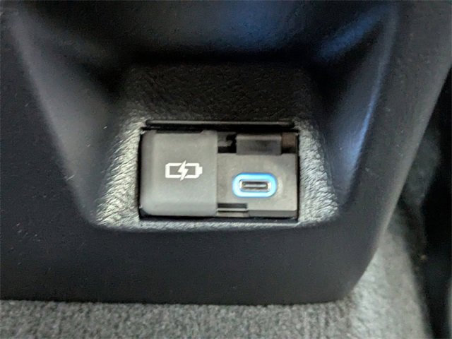 Used 2024 Toyota 4Runner Limited image 15