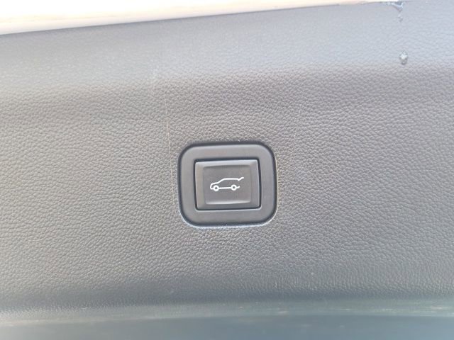 Used 2024 Buick Enclave Premium FWD image 15