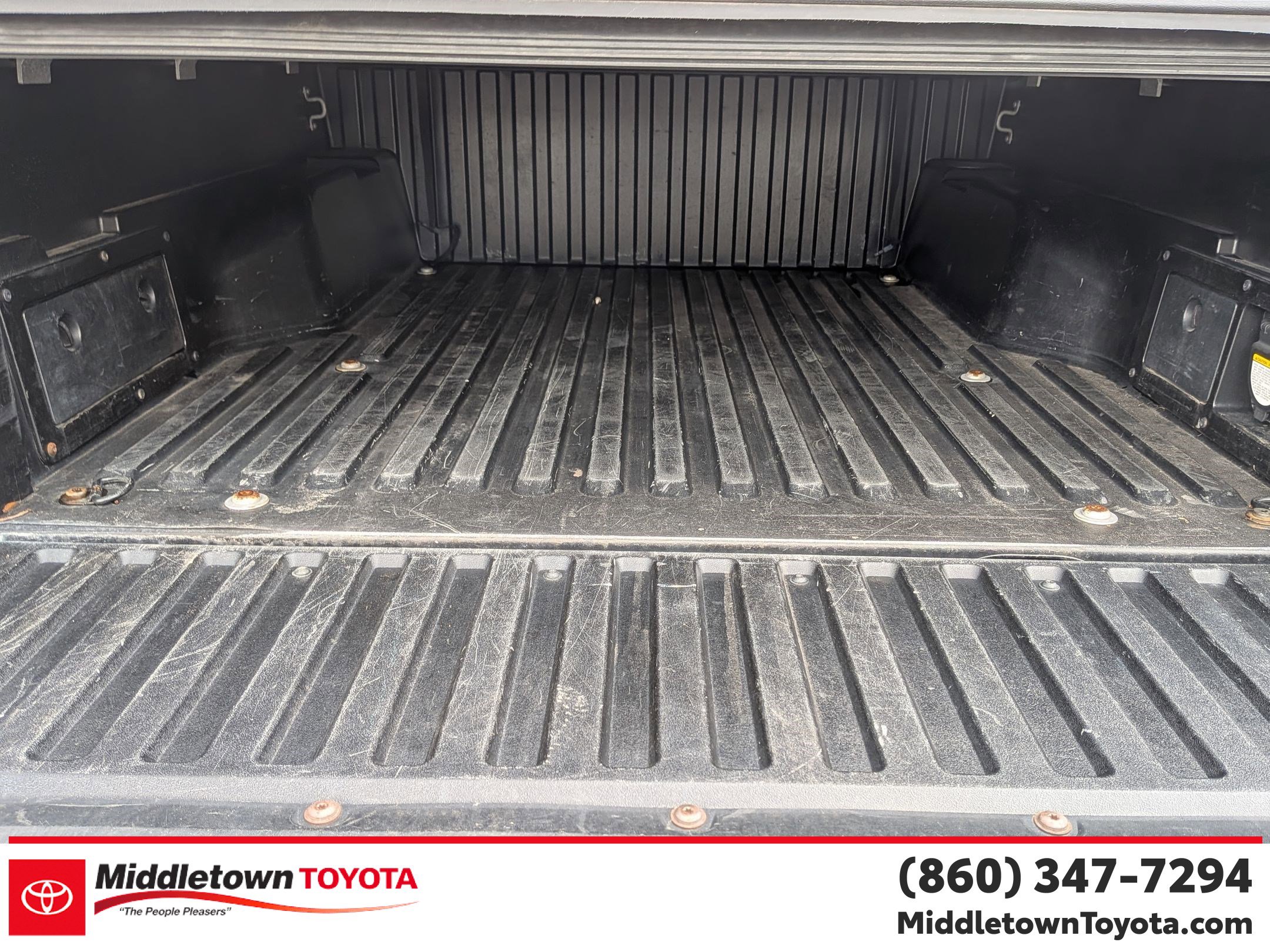 Used 2015 Toyota Tacoma 4x4 Double Cab w/ Limited Package image 32