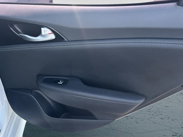 Used 2022 Kia Stinger GT-Line RWD image 12