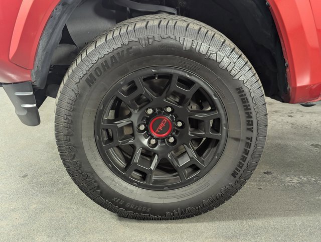 Used 2021 Toyota Tacoma TRD Sport image 11