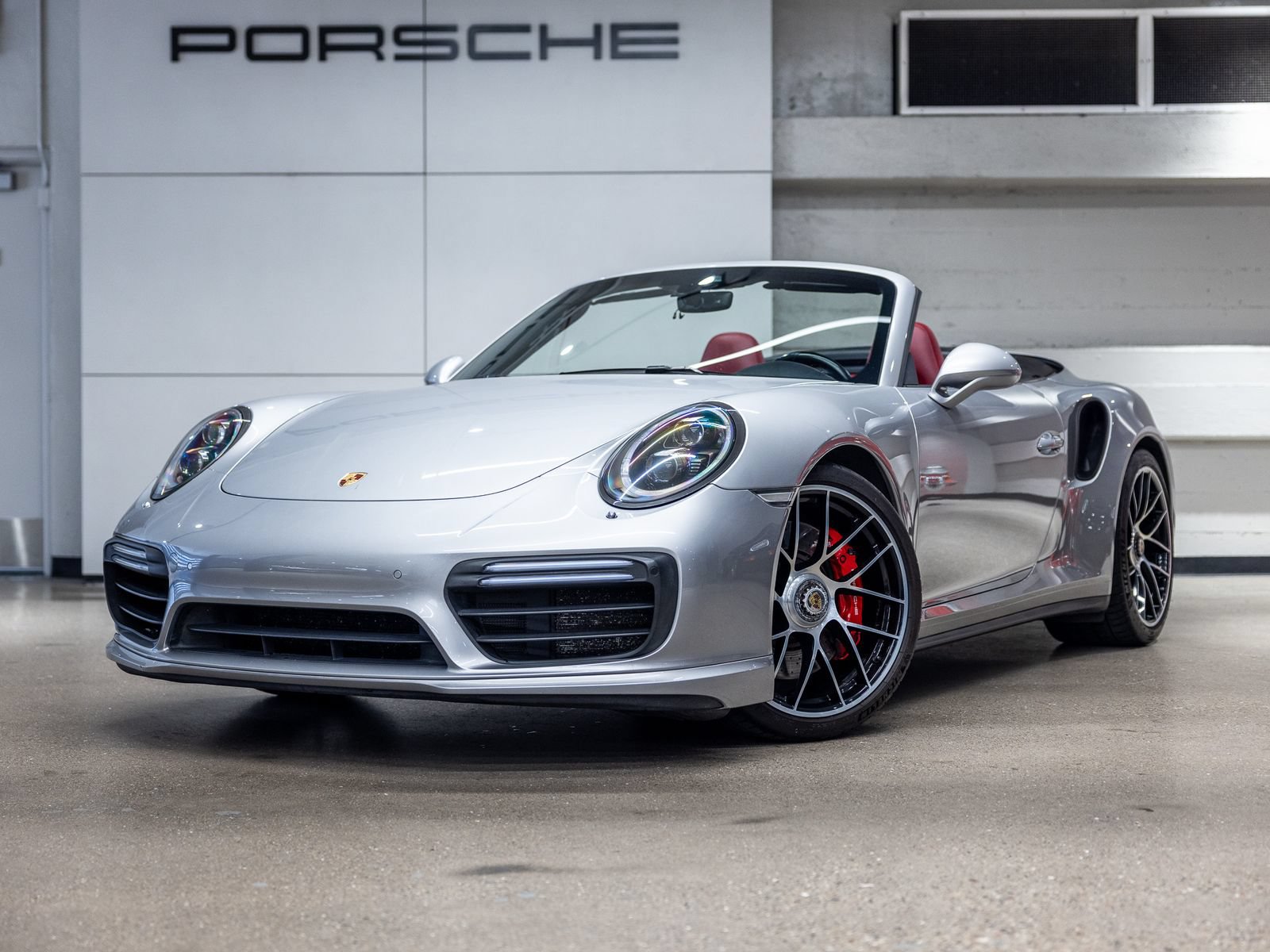 Certified 2017 Porsche 911 Turbo