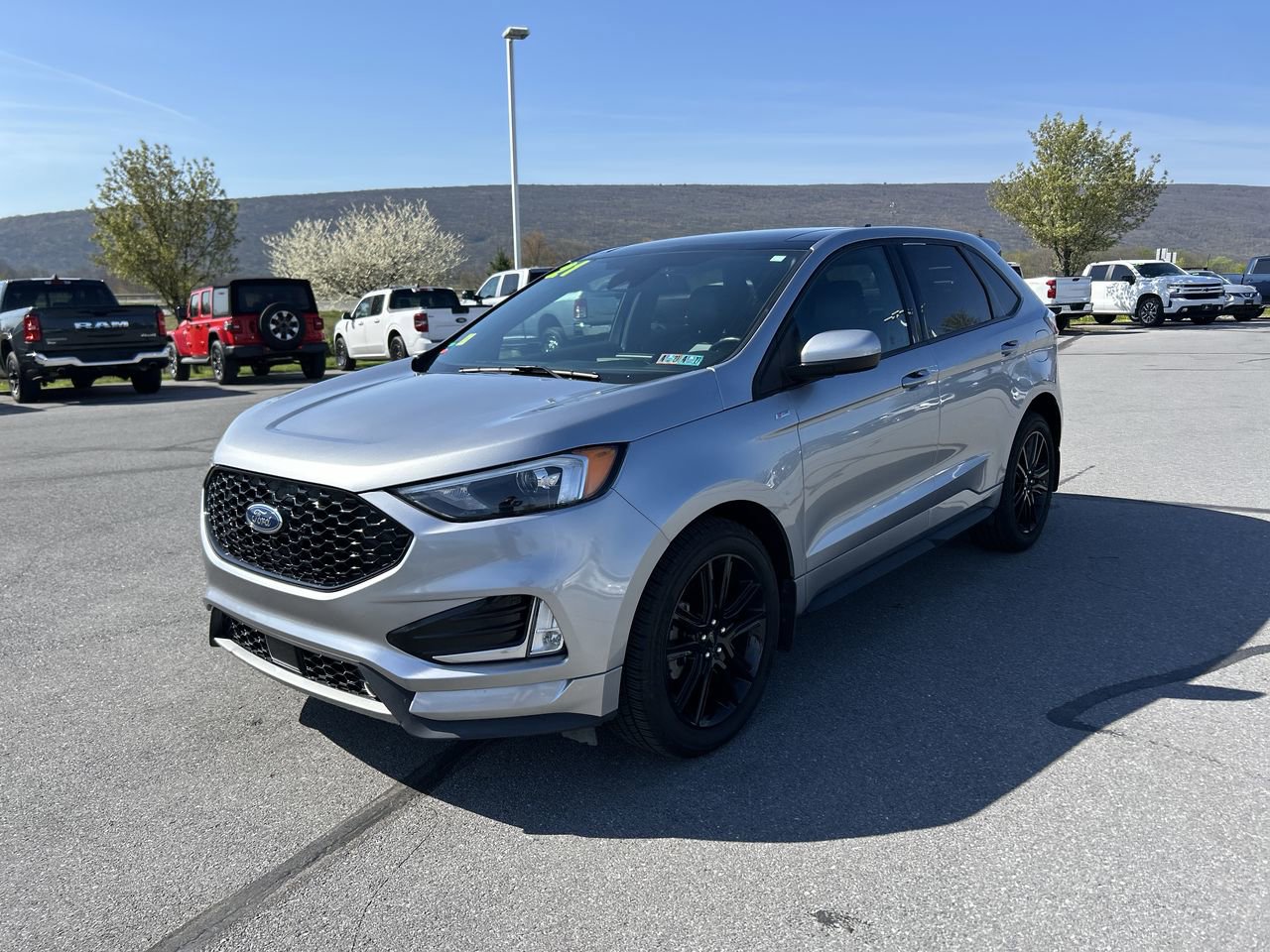 Used 2021 Ford Edge ST-Line AWD/4WD image 3