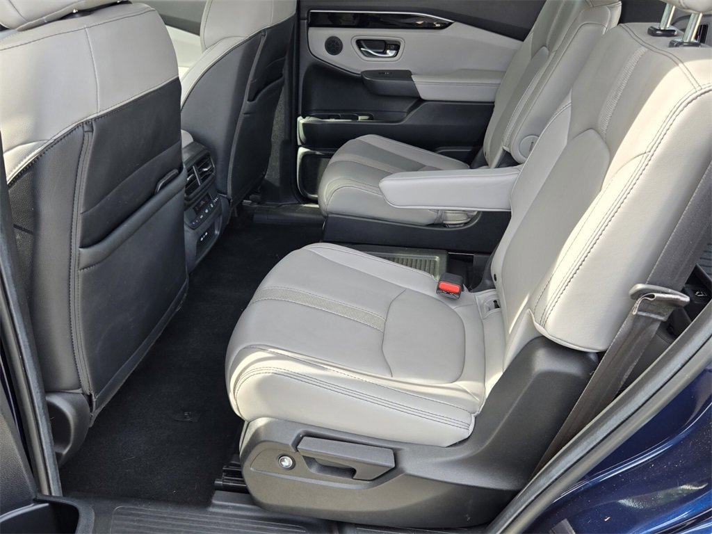 Used 2024 Honda Pilot EX-L image 13