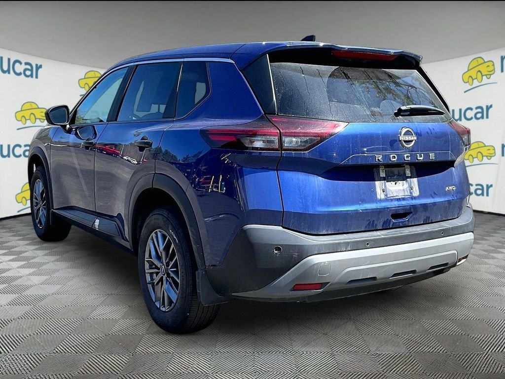 Used 2023 Nissan Rogue S AWD/4WD image 5