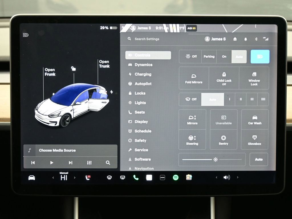 Used 2019 Tesla Model 3 Standard Range Plus image 7