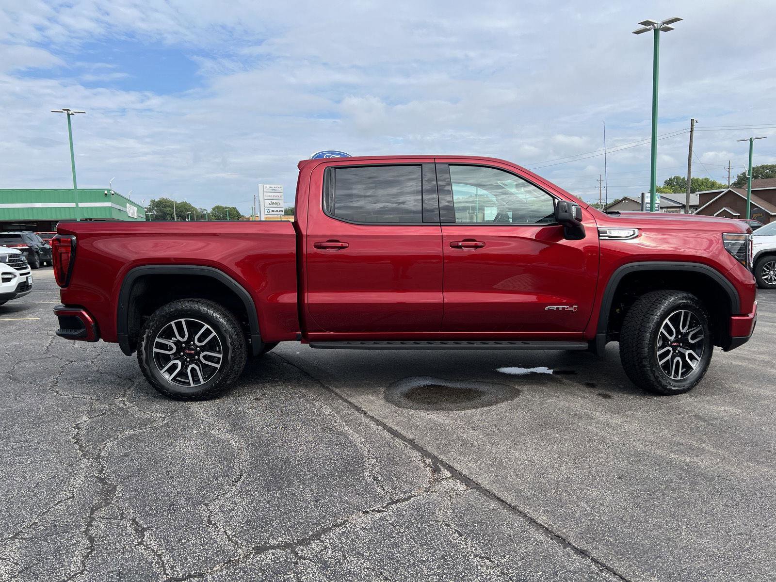 New 2025 GMC Sierra 1500 AT4 w/ AT4 Premium Package image 6