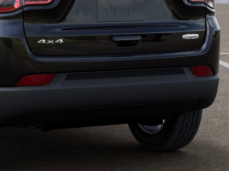 New 2026 Jeep Compass Latitude image 14