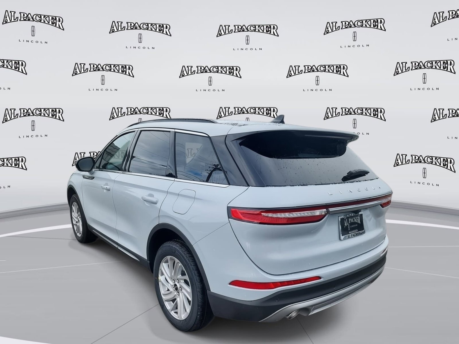 New 2026 Lincoln Corsair Premiere image 3