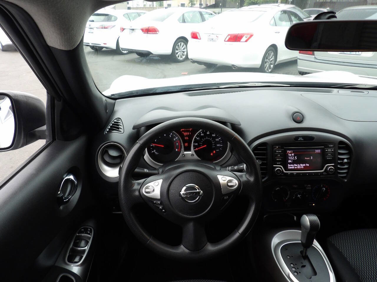 Used 2016 Nissan Juke S FWD image 5