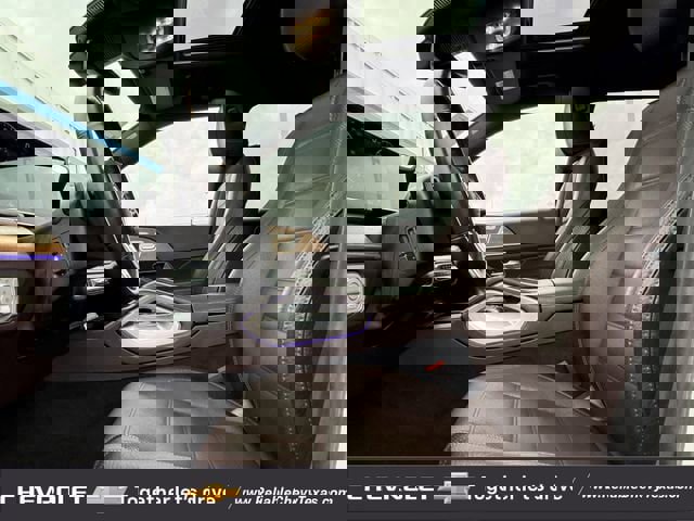 Used 2022 Mercedes-Benz GLS 450 4MATIC image 30